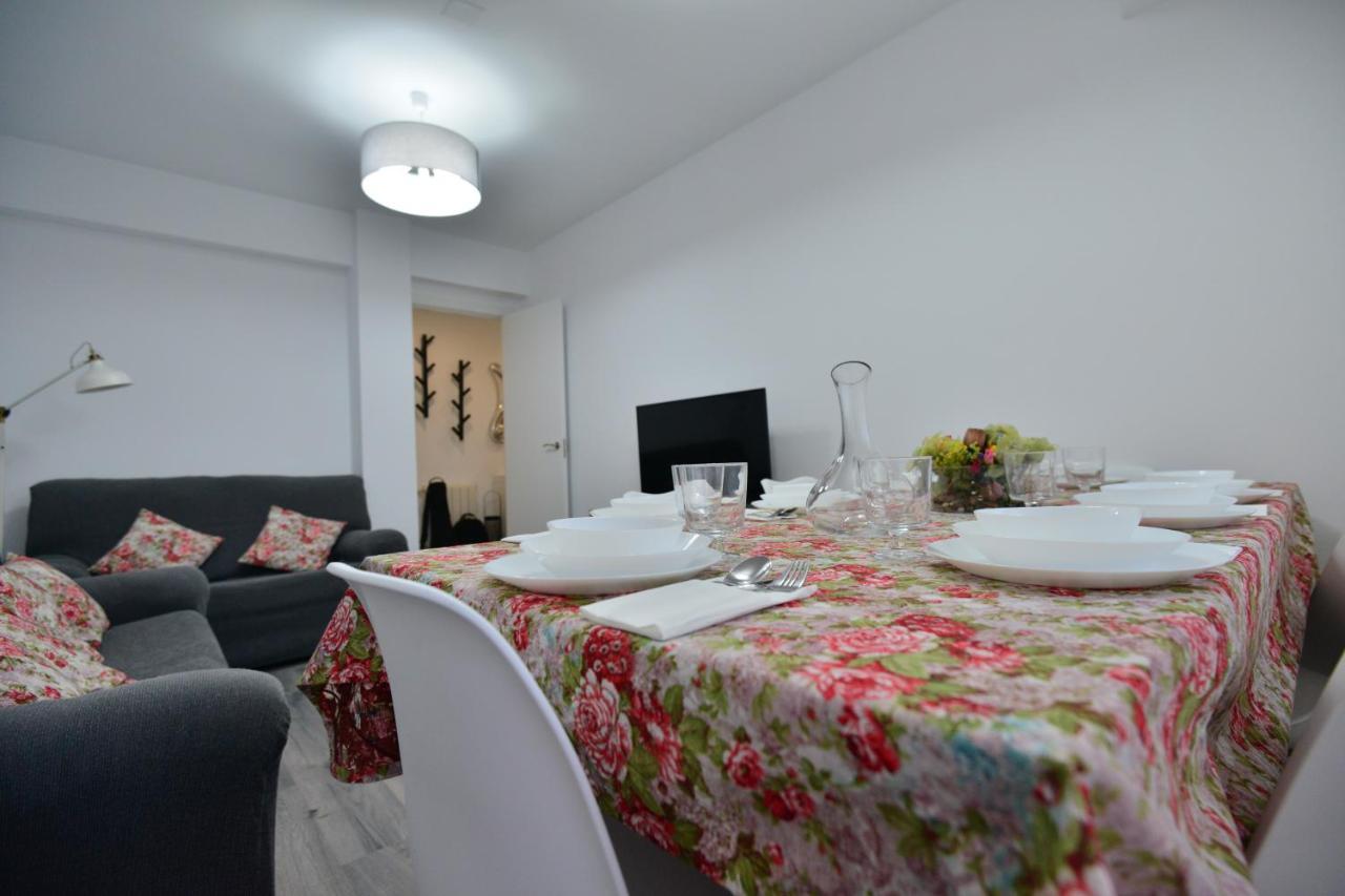 Apartamento Escalinata Triacastela سانتياغو دي كومبوستيلا المظهر الخارجي الصورة