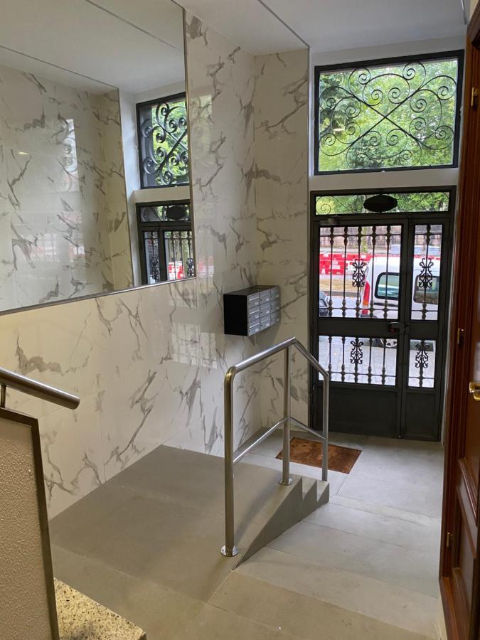 Apartamento Escalinata Triacastela سانتياغو دي كومبوستيلا المظهر الخارجي الصورة
